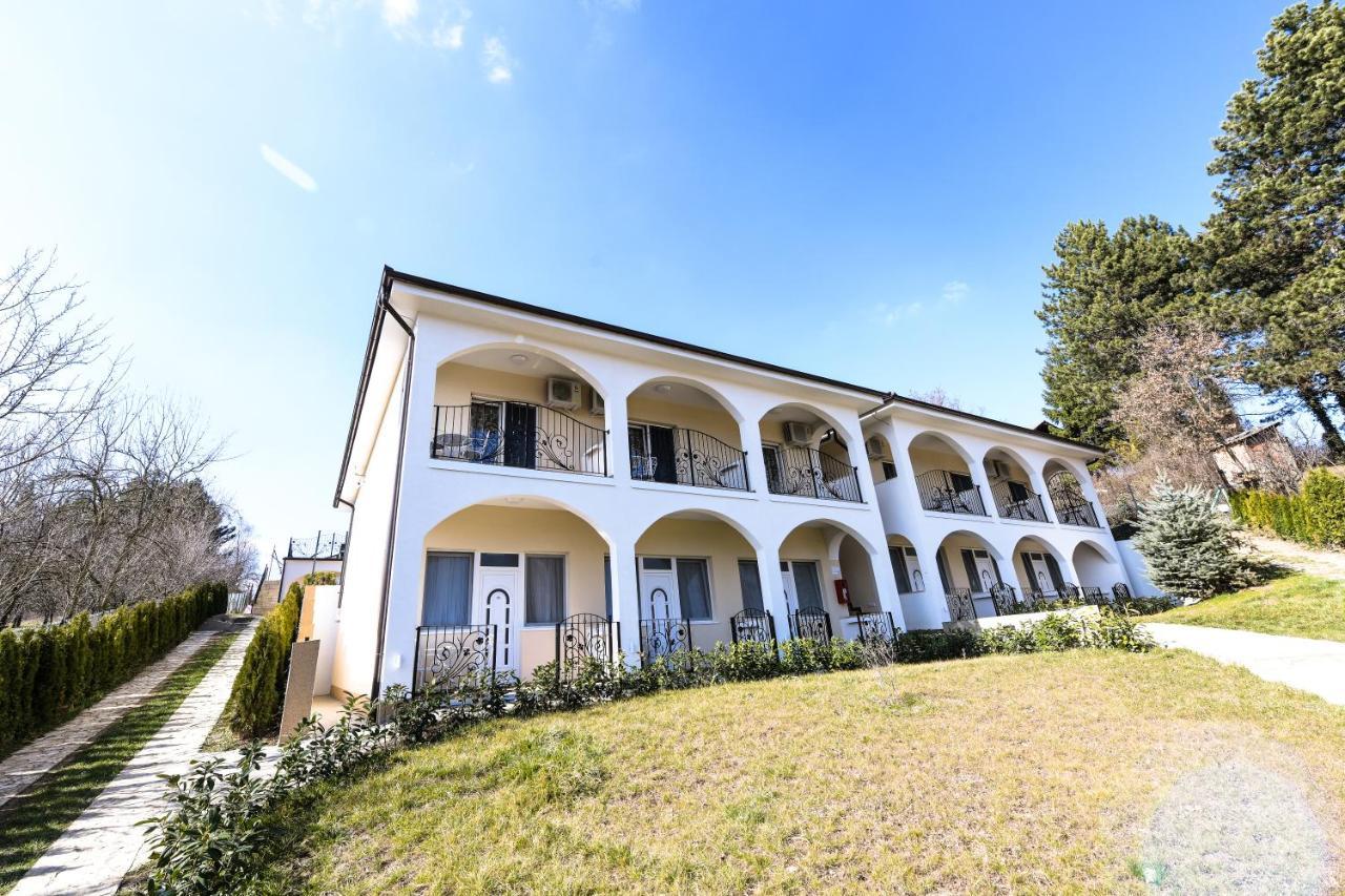 Suncani Breg Apartments Врднік Екстер'єр фото
