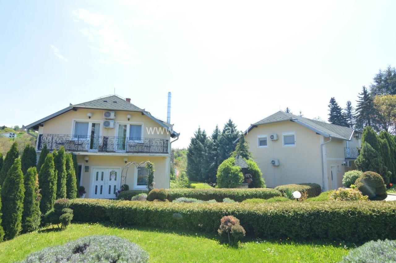 Suncani Breg Apartments Врднік Екстер'єр фото
