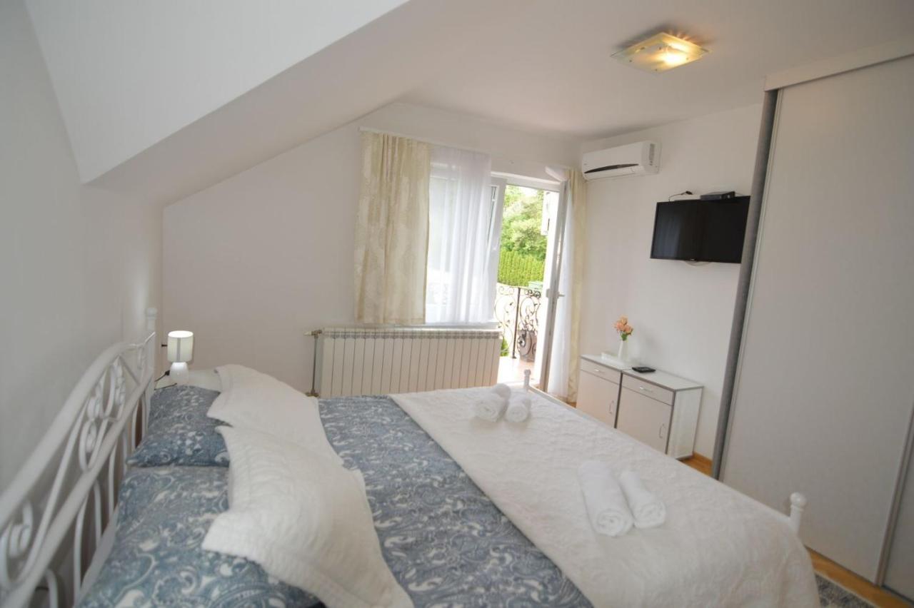 Suncani Breg Apartments Врднік Екстер'єр фото