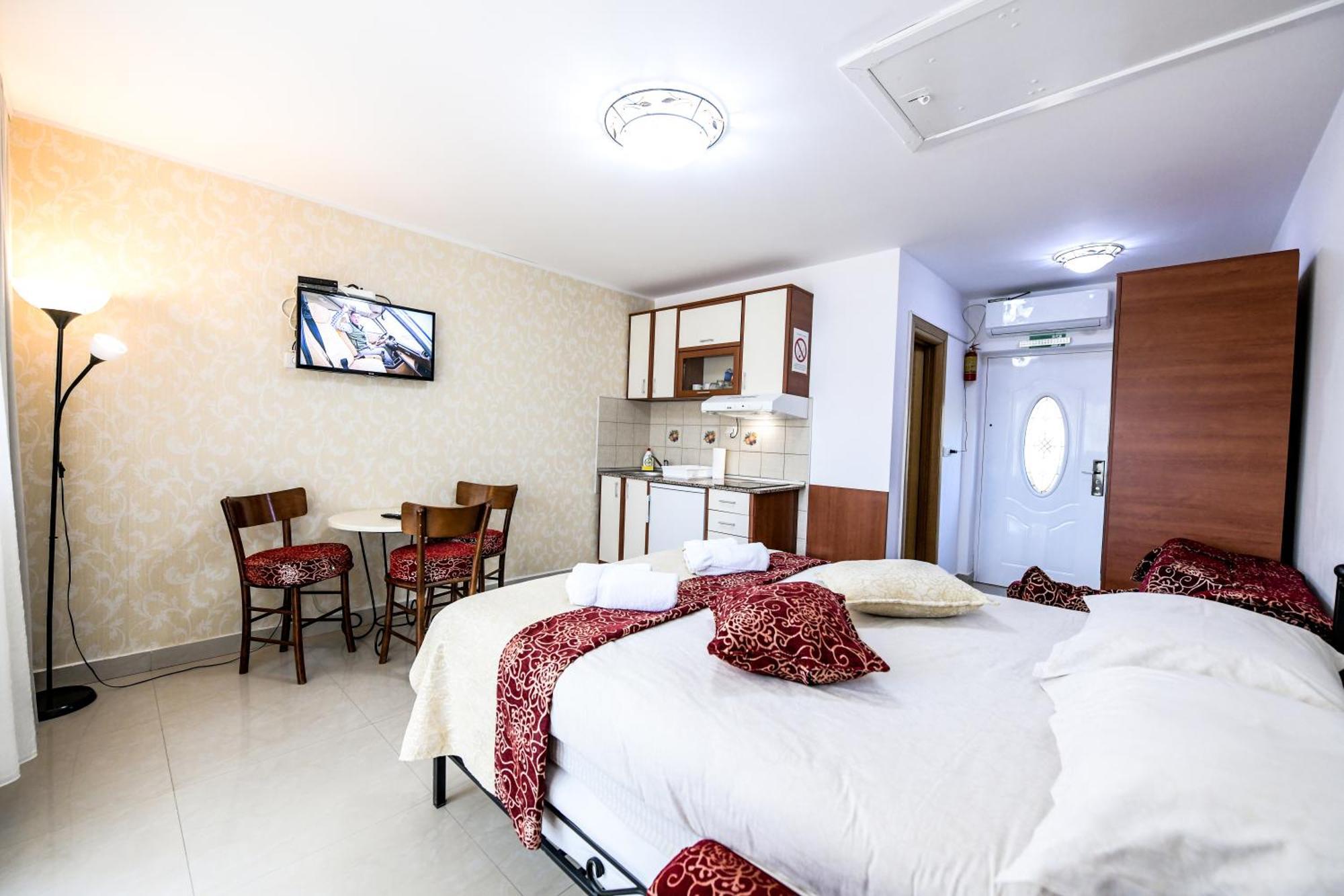 Suncani Breg Apartments Врднік Номер фото