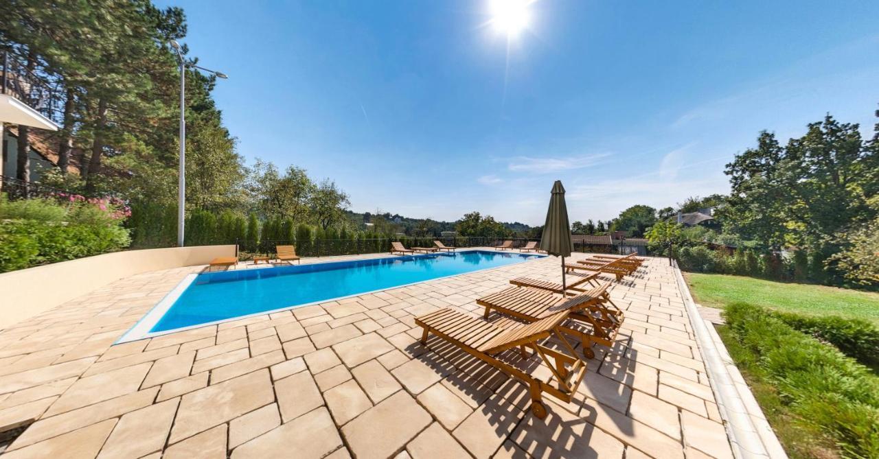 Suncani Breg Apartments Врднік Екстер'єр фото
